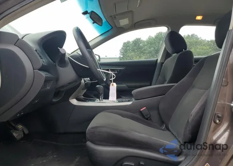 2013 Nissan Altima 2.5 из США, поврежденный, VIN 1N4AL3AP7DC110367